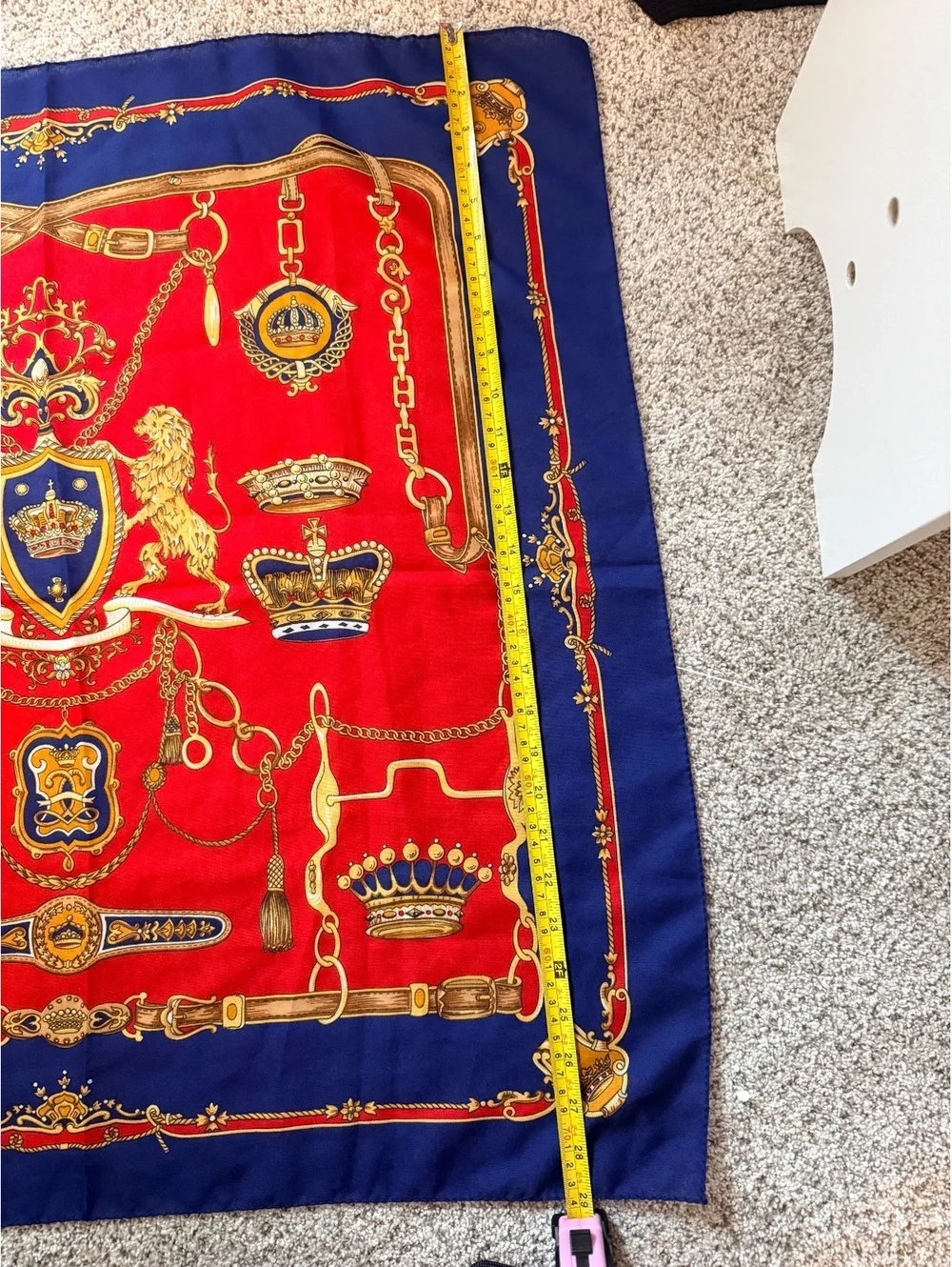Vintage Style Royal Crest Pattern Silk Scarf
